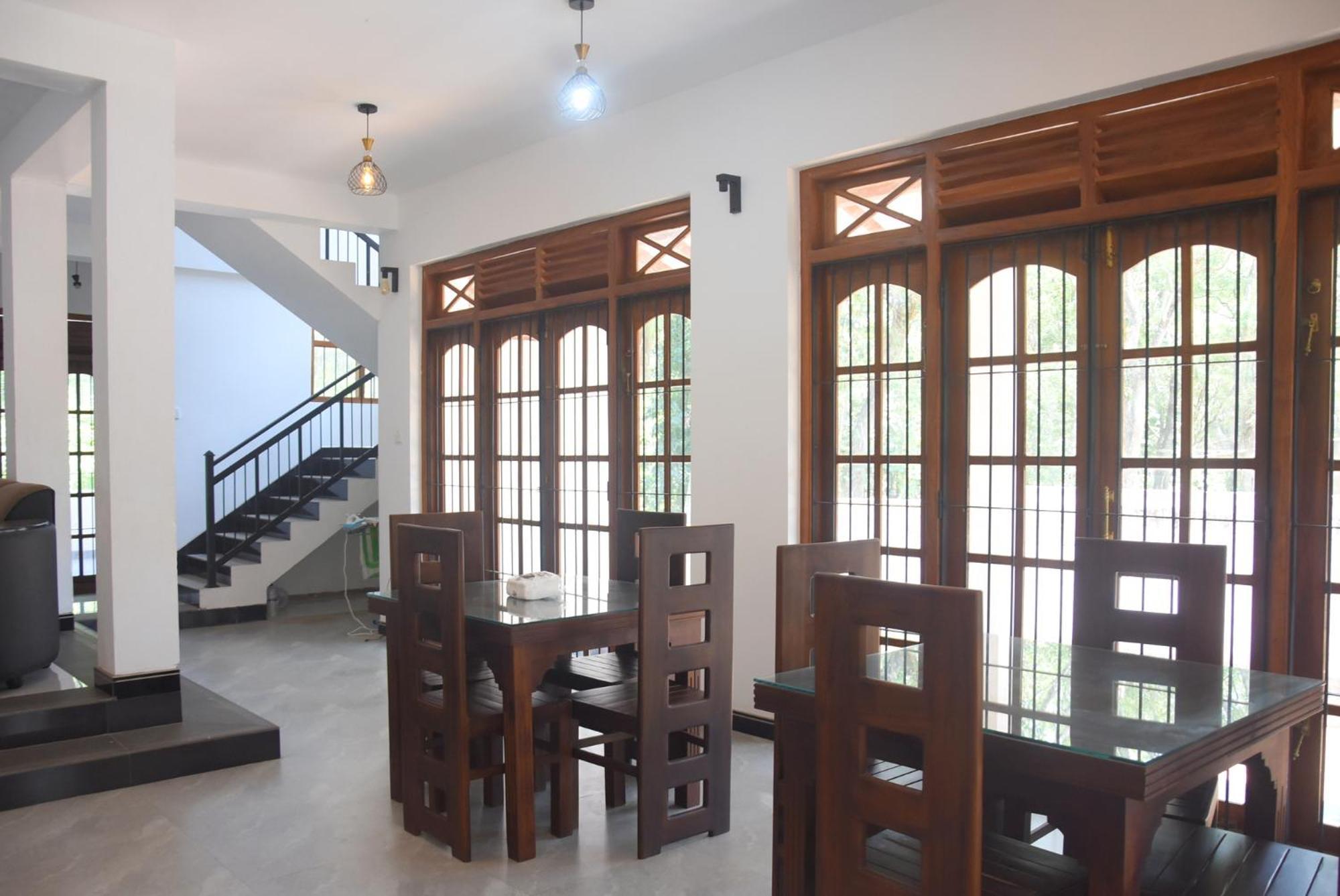 Silverline Guest House Anurâdhapura Extérieur photo