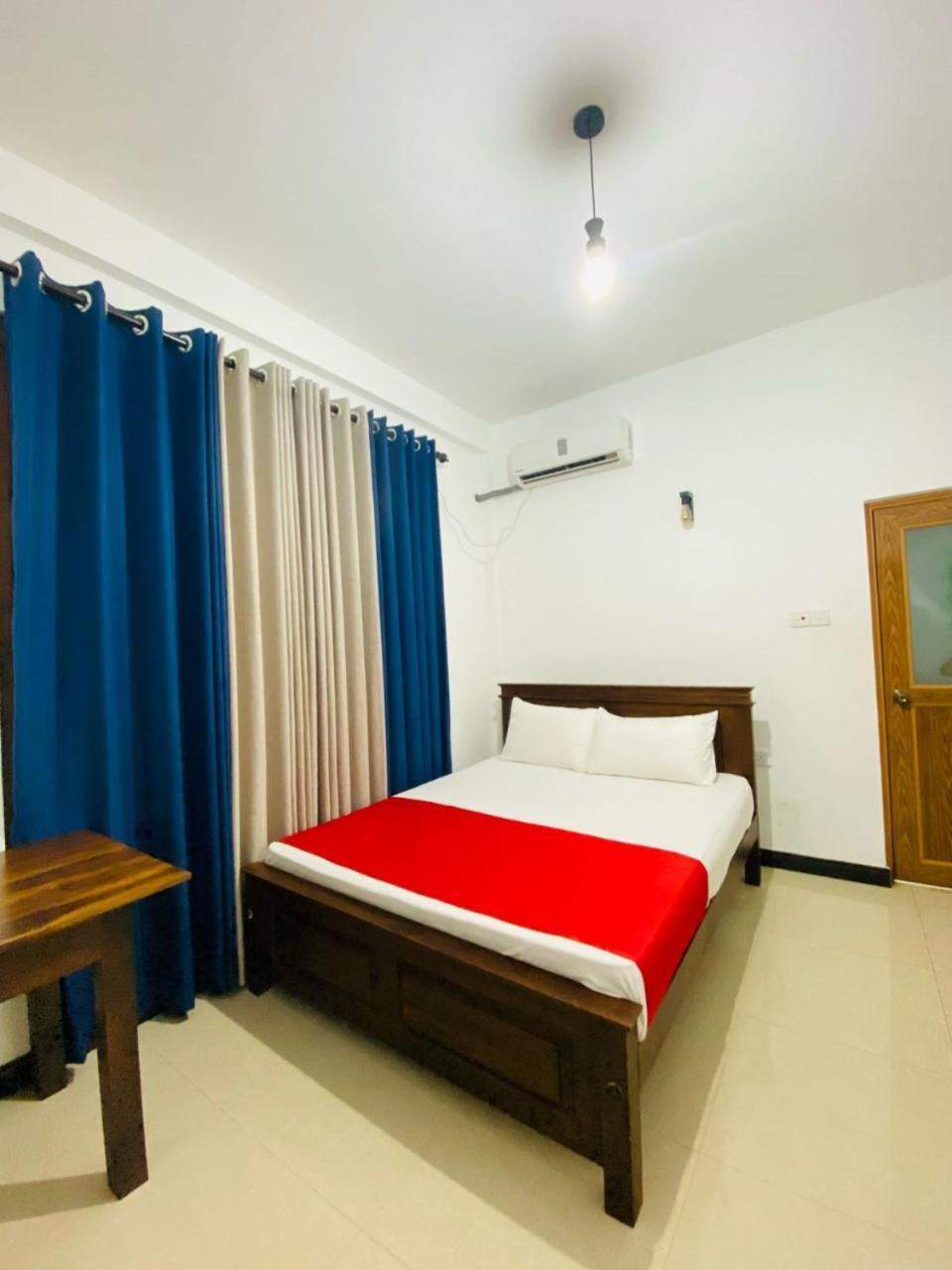 Silverline Guest House Anurâdhapura Chambre photo