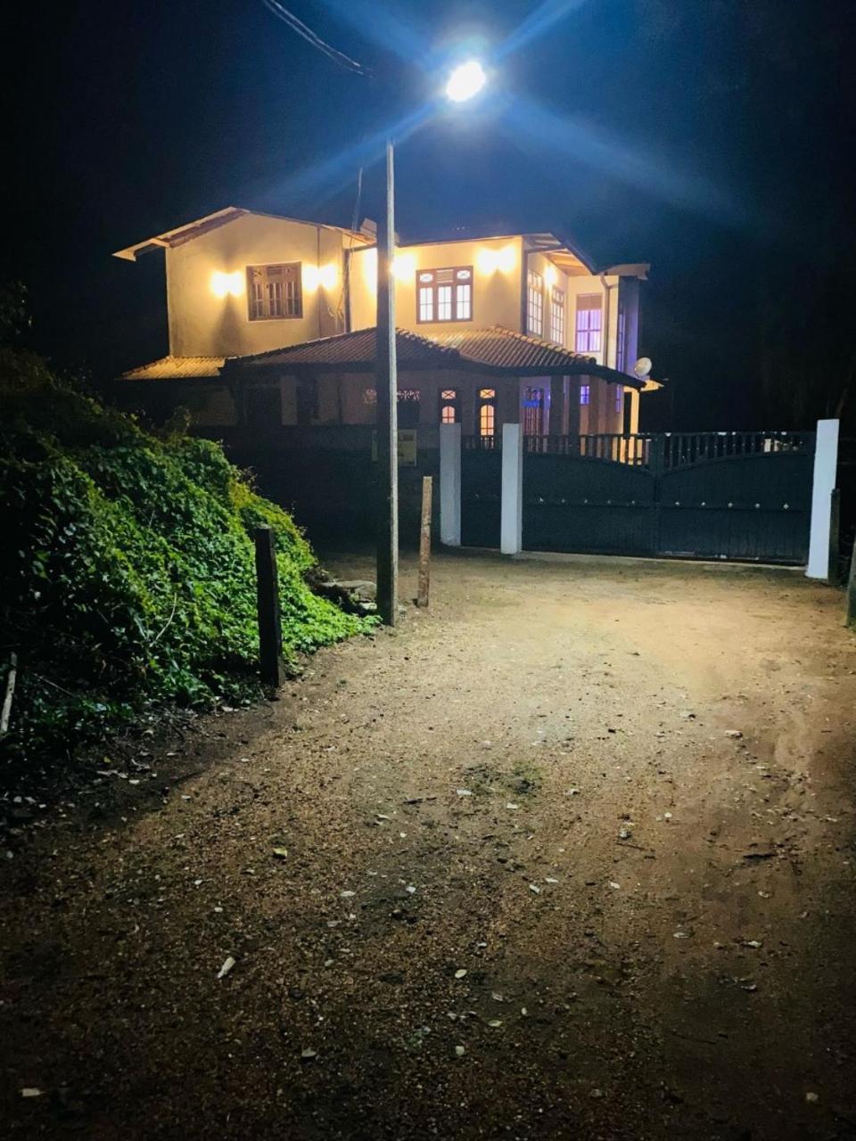Silverline Guest House Anurâdhapura Extérieur photo
