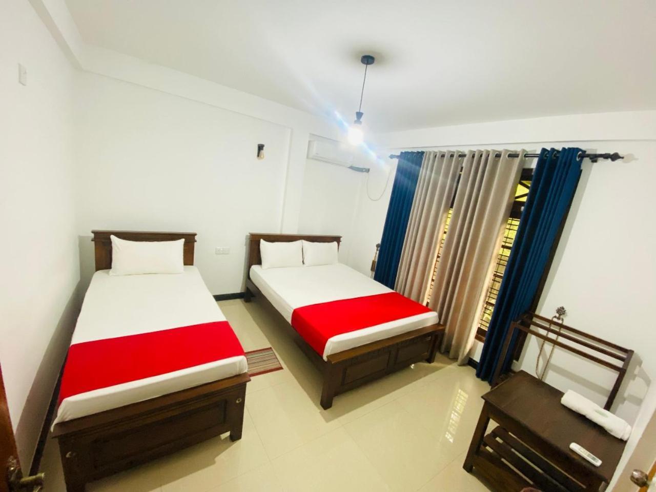 Silverline Guest House Anurâdhapura Chambre photo