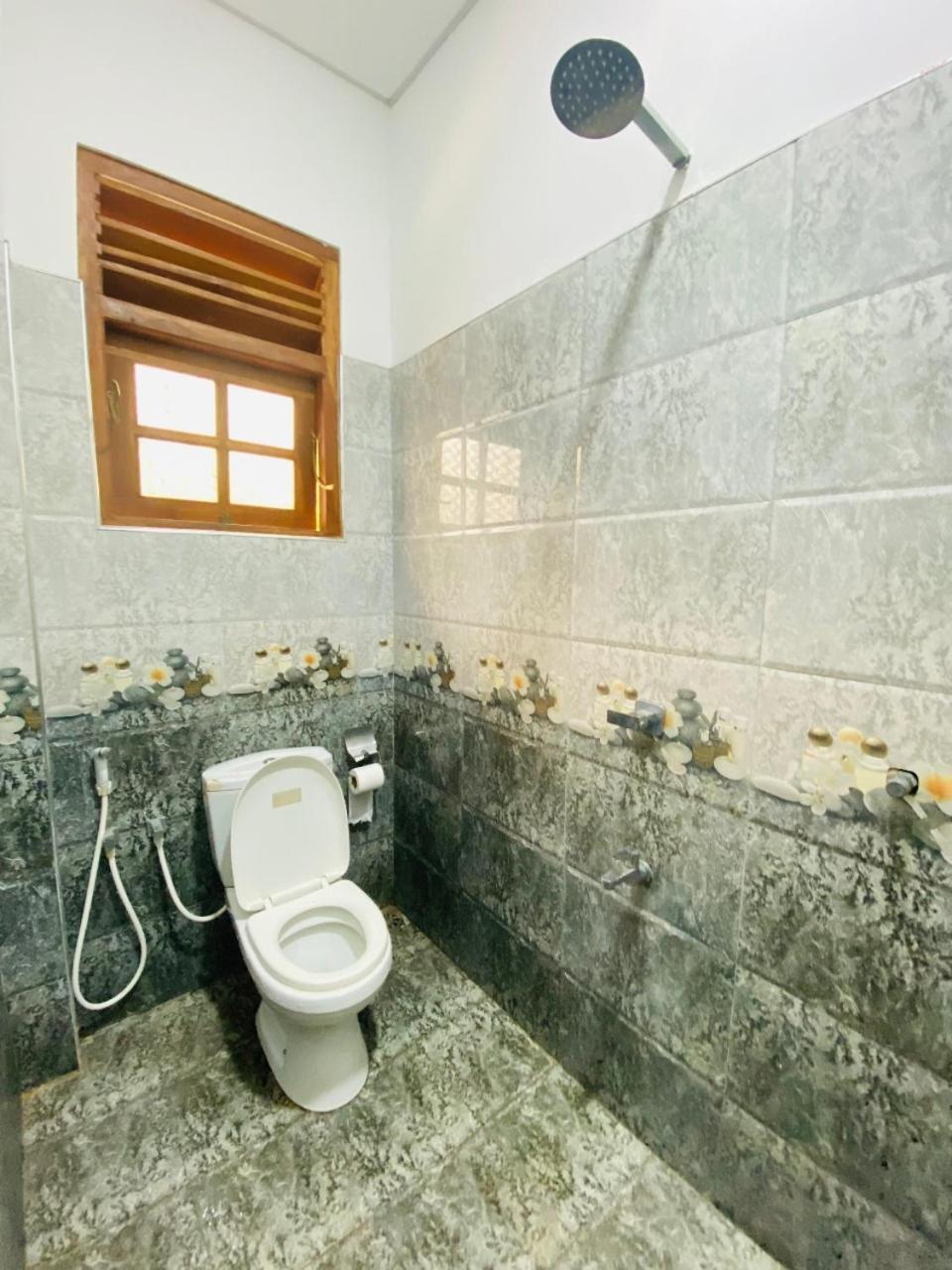 Silverline Guest House Anurâdhapura Chambre photo